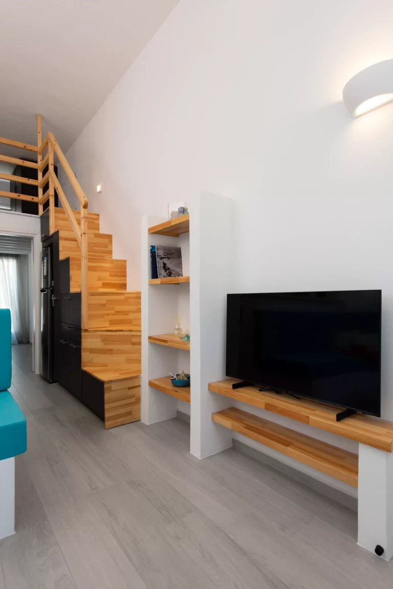 Loft House 1 - Interior TV