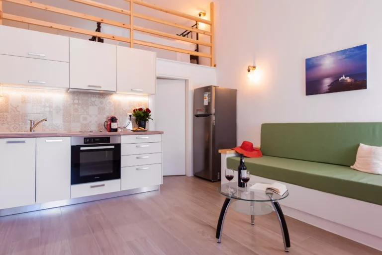 Loft House 2 - Interior with Kitchen